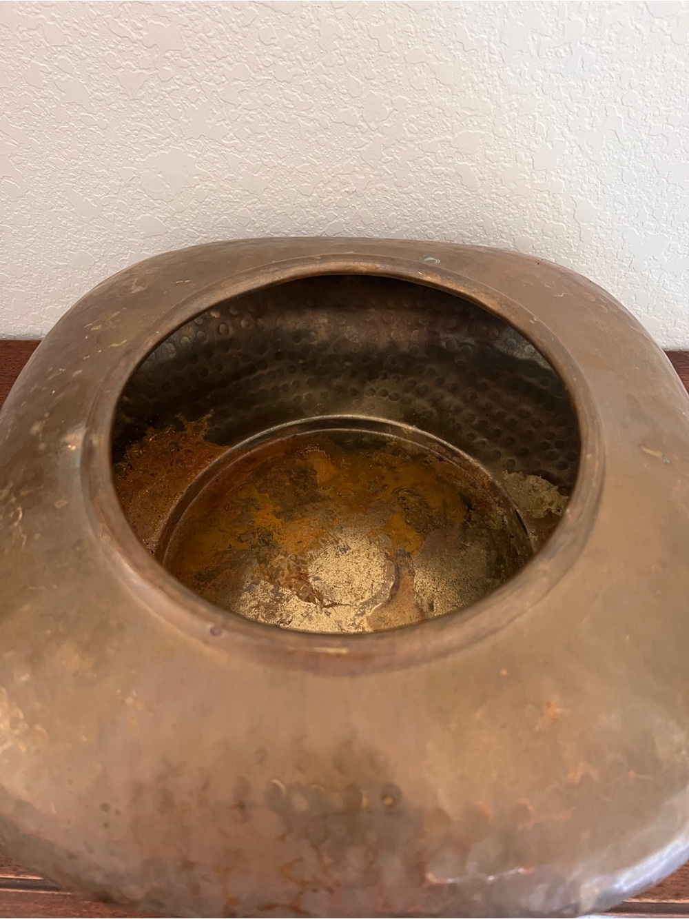 MCM Solid Brass Vintage Planter Hammered Decorative Bowl Vase Cushion-Shaped - Picture 7 of 10